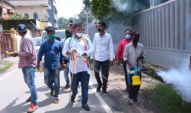 कोरोना से बचाव के लिए प्रोफेशनल कांग्रेस ने चलाया फाॅगिंग ड्राइव