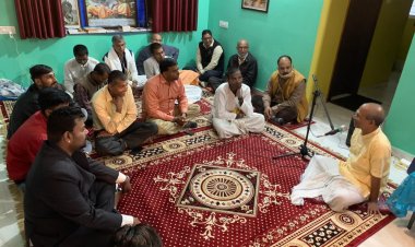 इस्काॅन द्वारा आयोजित भजन-कीर्तन कार्यक्रम में शामिल हुए आदित्य विक्रम