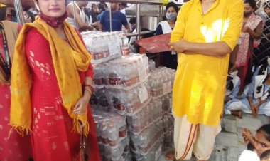 जी.डी. पब्लिक स्कूल के द्वारा माँ मंगला गौरी मंदिर में निःशुल्क मिनरल वाटर का वितरण किया गया