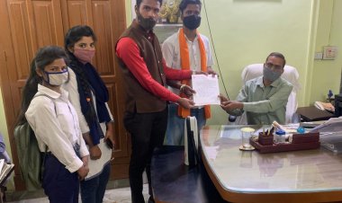 एबीवीपी की आरएलएसवाई कॉलेज इकाई का प्रतिनिधिमंडल मिला प्राचार्य से