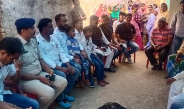 50 लाख मुआवजा और एक नौकरी दे सरकार: चुन्नू खान