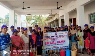 सप्तदिवसीय विशेष शिविर के तीसरे दिन स्वयंसेवकों द्वारा की गयी जीबीएम कॉलेज परिसर एवं आस-पड़ोस की साफ-सफाई