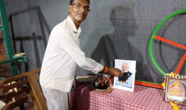 विश्वकर्मा जयंती सह भारत के प्रधानमंत्री मोदी का 73वां जन्मदिन मानपुर पटवा टोली में‌ हर्षोउल्लास से मनाया:- दुखन पटवा