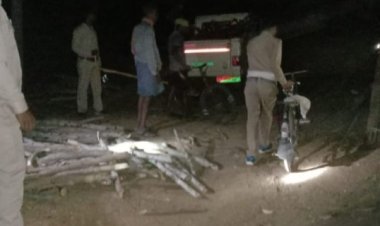 चौपारण वन कर्मियों ने गस्ती के दौरान आठ साइकिल किया जप्त