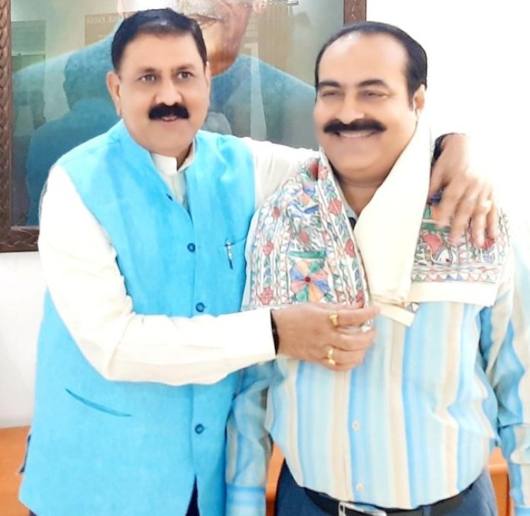 सम्मानित किए गये मिर्ज़ा ग़ालिब कॉलेज के सचिव