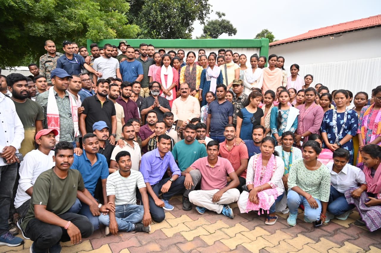 सहायक पुलिसकर्मियों ने मुख्यमंत्री हेमंत सोरेन के प्रति जताया आभार