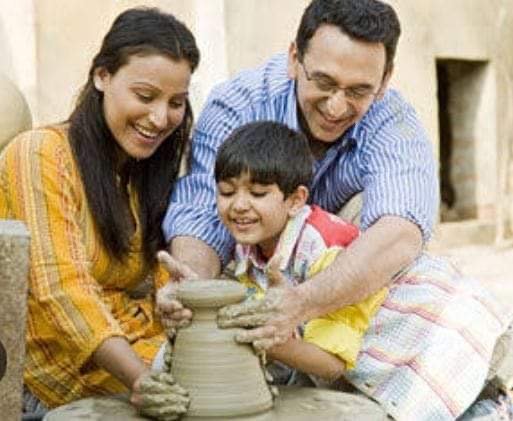 माता-पिता ही सच्चे अर्थों में बच्चों के कुंभकार होते हैं