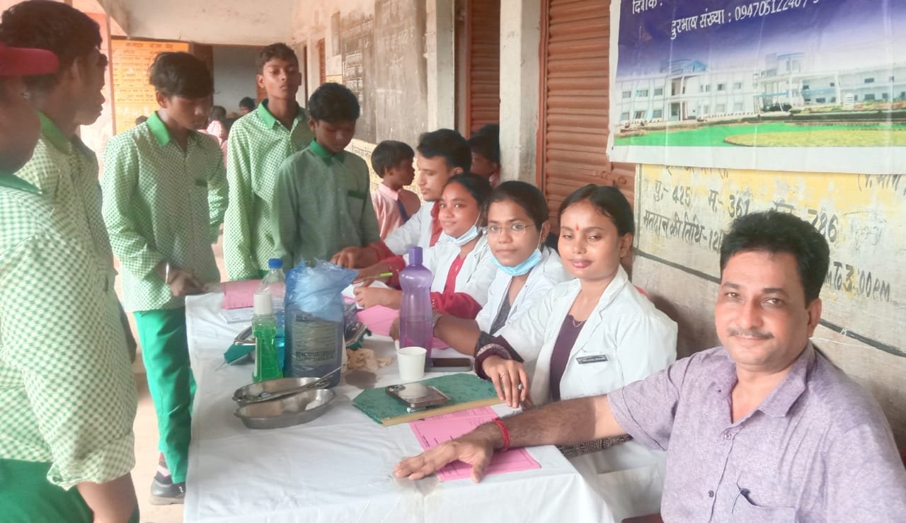 महाराणा ग्लोबल एसोसिएशन नॉर्थ अमेरिका और वीरांगना का दंत चिकित्सा शिविर आयोजित