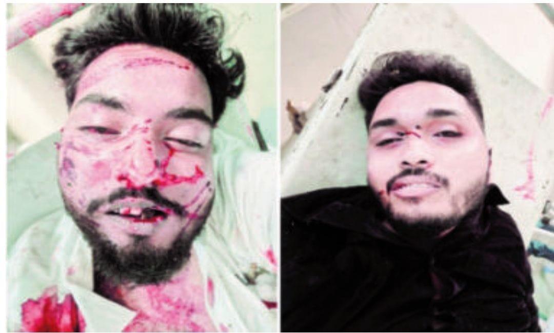 मोटरसाइकिल चलाते समय यातायात नियमों का पालन करना कदापि न भूलें