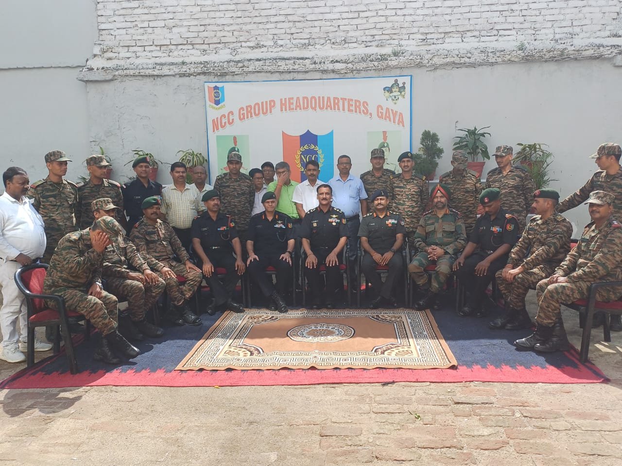 एनसीसी ग्रुप हेडक्वार्टर में "टी" पार्टी का आयोजन, ब्रिगेडियर राम नरेश ने  मिलकर जाना हाल-चाल