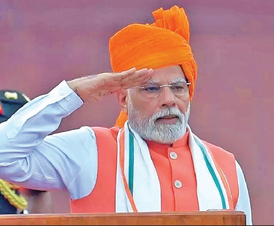 लाल किले के प्राचीर से नरेंद्र मोदी के गर्जना के मायने