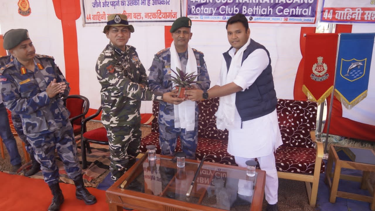 भारत–नेपाल सीमा पर मानवता की मिसाल, एसएसबी ने लगाया विशाल स्वास्थ्य शिविर, सीमा सुरक्षा के साथ सेवा का संकल्प, एसएसबी के स्वास्थ्य शिविर में उमड़ी भीड़