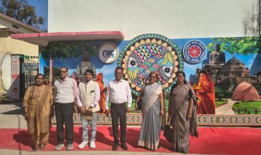 एनएसएस के राष्ट्रीय एकीकरण शिविर में प्रधानाचार्या डॉ सीमा पटेल ने "राष्ट्र के निर्माण एवं विकास में महिला नेतृत्व : विकसित भारत की कुंजी" विषय पर रखे विचार, राष्ट्र निर्माण में राष्ट्रीय सेवा योजना की है महत्वपूर्ण भूमिका:- डॉ सीमा पटेल