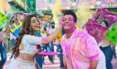 अक्षरा सिंह और वरुण शर्मा का धमाल, “होली पे चले गोली” सॉन्ग रिलीज होते ही मचा दी धूम, देखें VIDEO