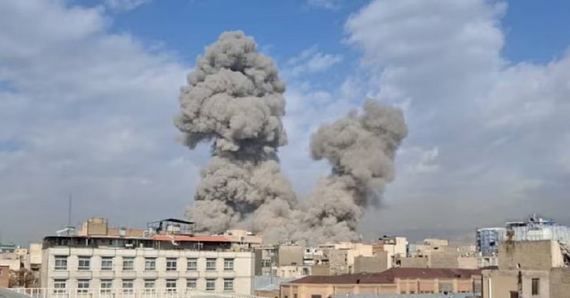 BIG BREAKING : 'अमेरिका-इजरायल ने किया न्यूक्लियर साइट पर हमला', ईरान का बड़ा दावा, रेडिएशन का बढ़ा खतरा